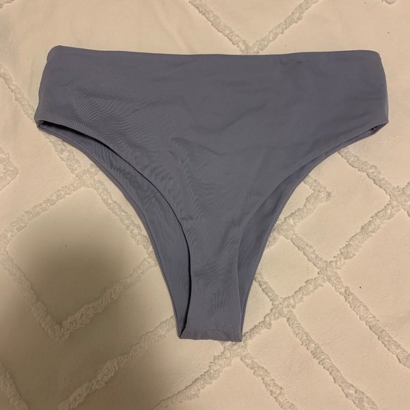 Wanderlust Bikini Set - Picture 3 of 5